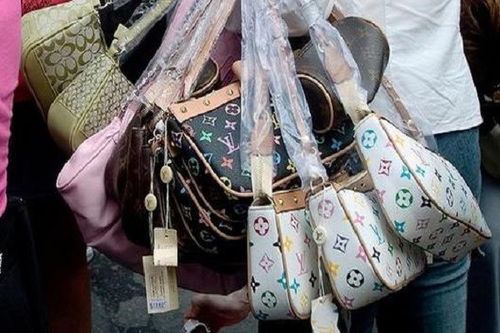 庫存不合格皮革制品天津依據(jù)固廢法銷毀方式三六五 環(huán)保
